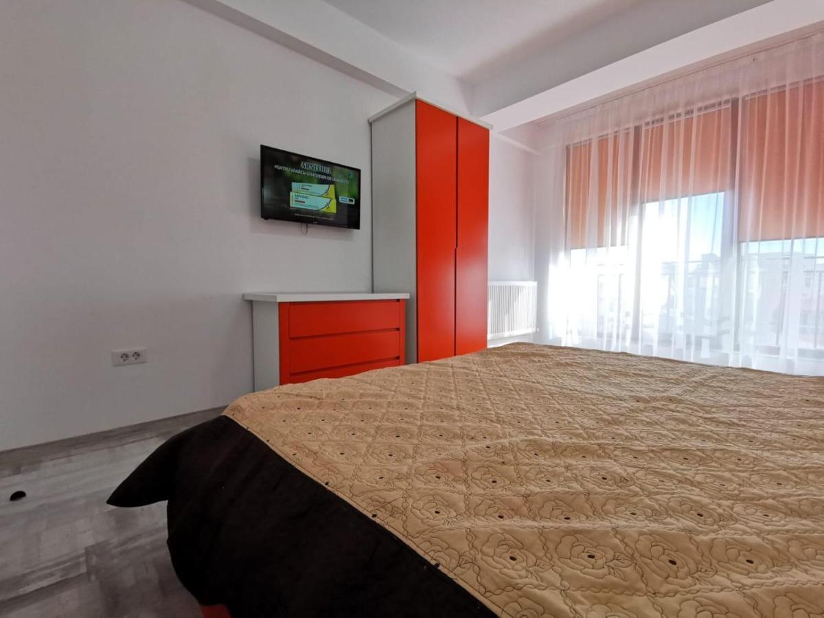 Orange Apartment-Brilliant Apartments Constanta Exterior photo