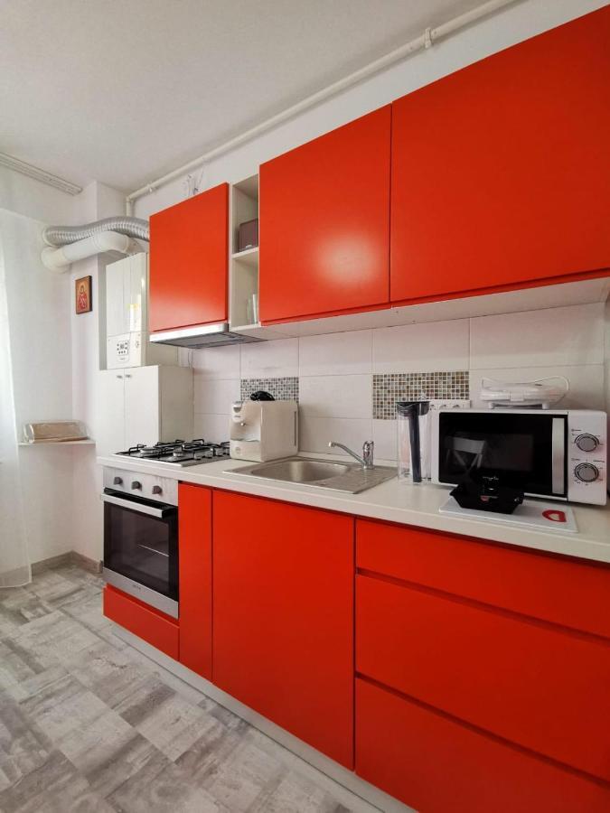 Orange Apartment-Brilliant Apartments Constanta Exterior photo